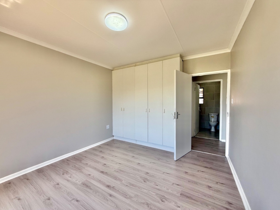 4 Bedroom Property for Sale in Bluewater Bay Eastern Cape